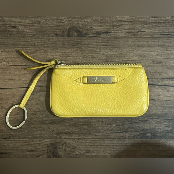 Cole Haan Pebbled Leather Card Holder Key
Chain Wristlet - Picture 1 of 8